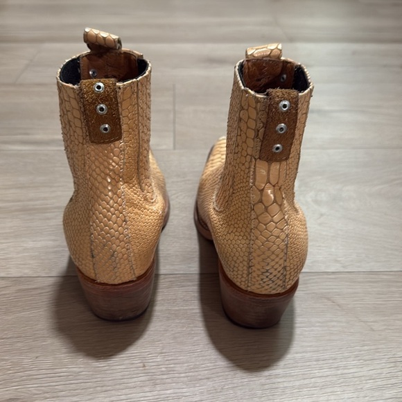 Freebird by Steven Faith Golden Yellow Snakeskin Cowboy Leather Ankle Boots - Picture 4 of 8